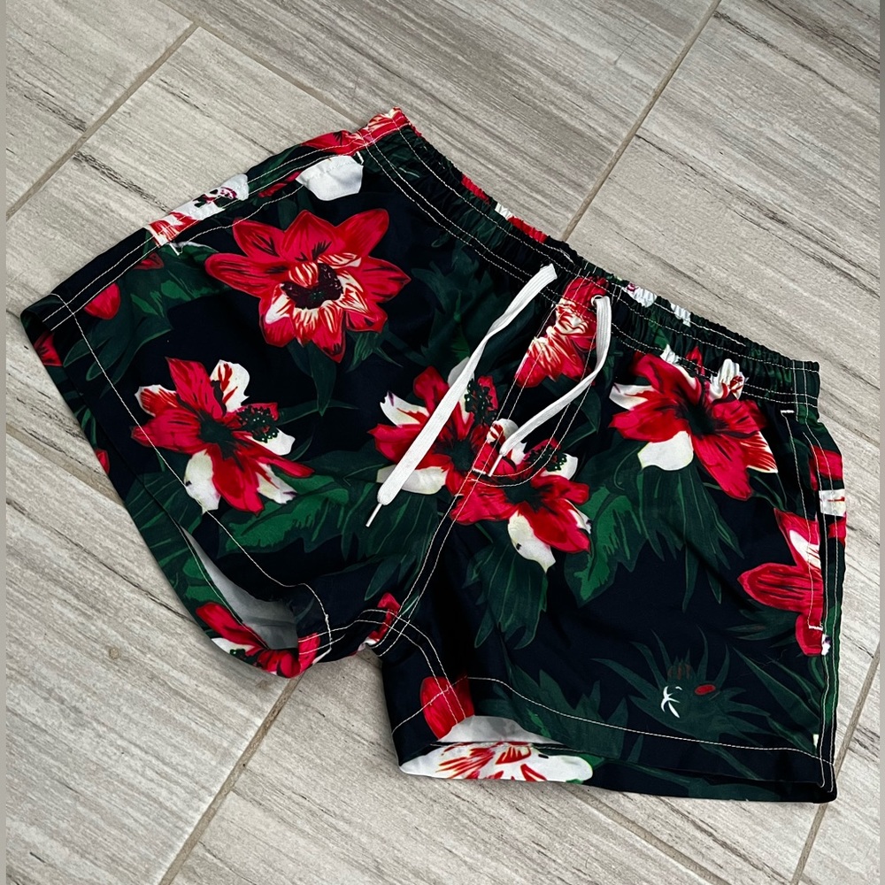 Seobean swim shorts, size S